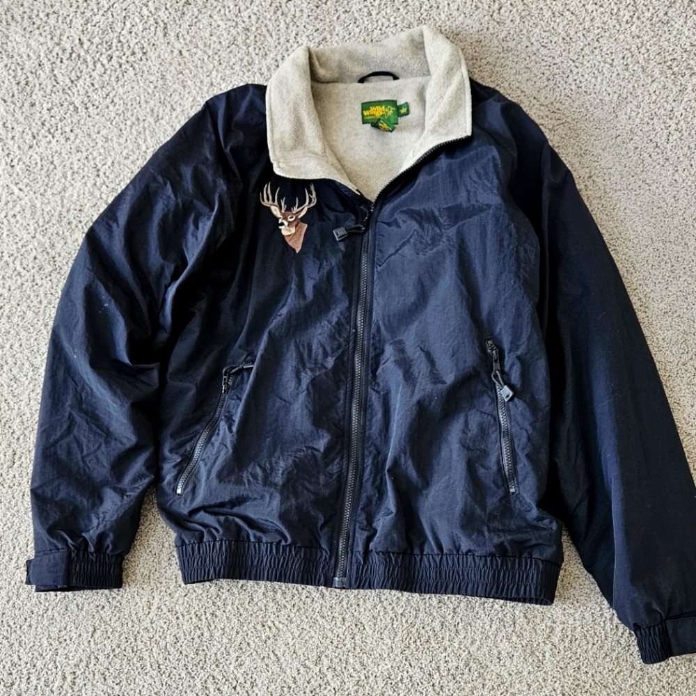 Mens Black Wild Wings Fleece Lined, with Embroidered Deer On Front.  Size Large.